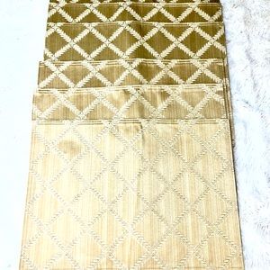 Gold placemats